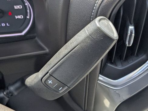Used 2020 Chevrolet Silverado 1500 LT RWD image 24