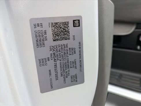 New 2025 Chevrolet Express 2500 image 17