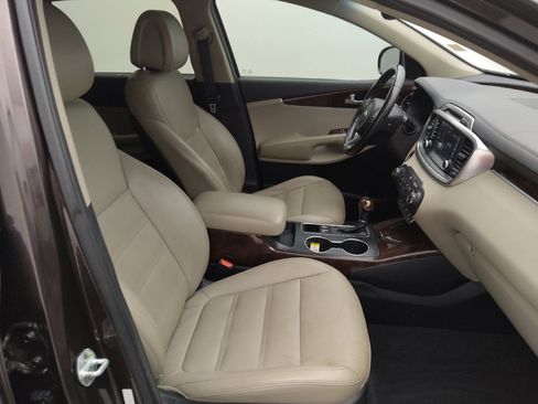 Used 2016 Kia Sorento EX w/ EX Touring Package FWD image 21