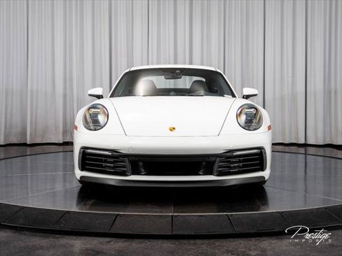 Used 2024 Porsche 911 Carrera S RWD image 2