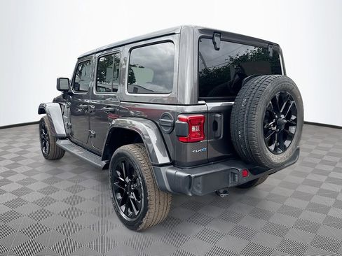 Used 2021 Jeep Wrangler Unlimited Sahara w/ Cold Weather Group AWD/4WD image 8