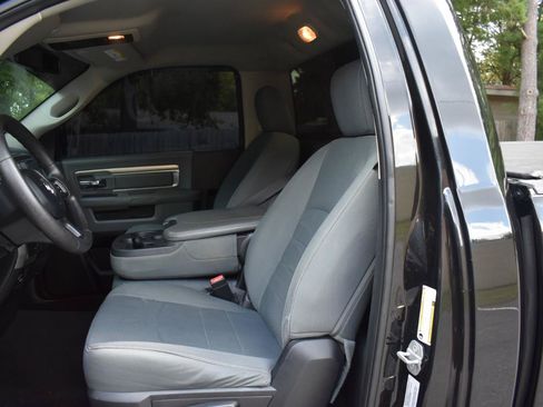 Used 2015 RAM 1500 Express w/ Black Ram 1500 Express Group RWD image 12