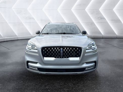 Used 2021 Lincoln Aviator Grand Touring w/ Equipment Group 301A AWD/4WD image 2