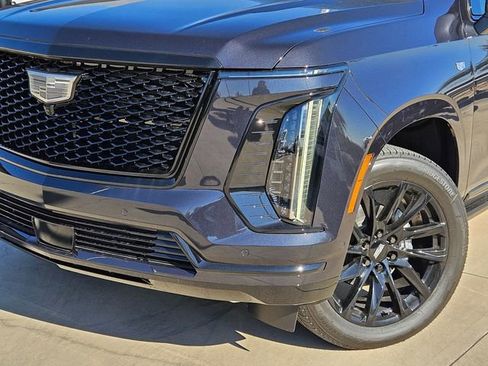 New 2026 Cadillac Escalade Sport w/ LPO, ONYX Package image 7