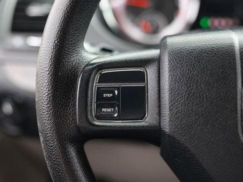 Used 2011 Dodge Grand Caravan Express w/ PWR Window Group image 27