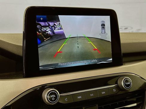 Certified 2022 Ford Escape SE w/ Cold Weather Package image 27