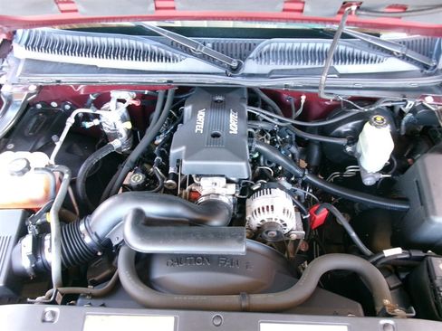 Used 1999 Chevrolet Silverado 1500 LS w/ Firm Ride Suspension Pkg RWD image 35