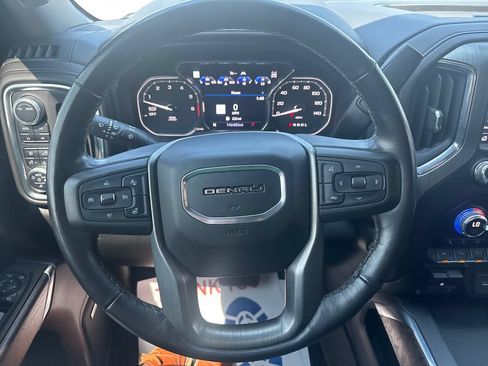 Used 2020 GMC Sierra 1500 Denali w/ Denali Ultimate Package AWD/4WD image 19