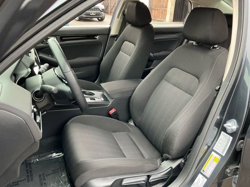 Used 2023 Honda Civic EX image 19