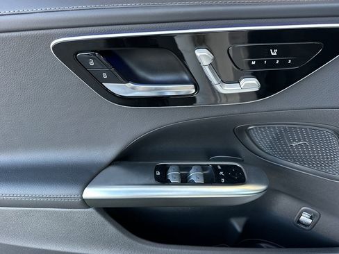 New 2025 Mercedes-Benz C 300 4MATIC Sedan image 20