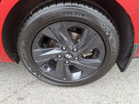 Used 2021 Hyundai Elantra SEL w/ Convenience Package image 25