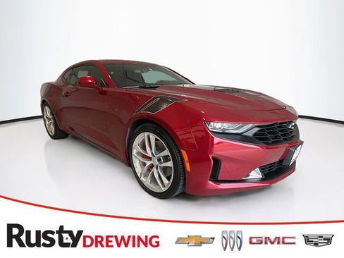 Used 2021 Chevrolet Camaro LT w/ Wild Cherry Design Package 1 RWD image 1