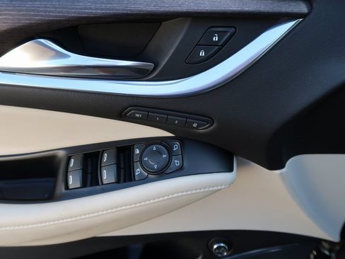 Certified 2022 Buick Enclave Avenir w/ Avenir Technology Package image 14