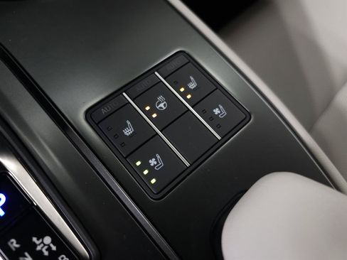 Used 2025 Lexus UX 300h AWD w/ Cold Area Package image 31
