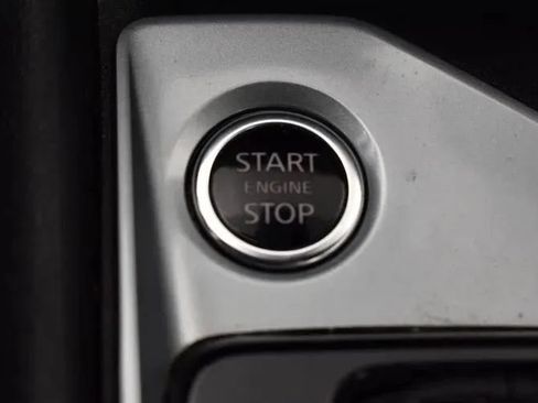 Used 2025 Nissan Altima 2.5 SV FWD image 28