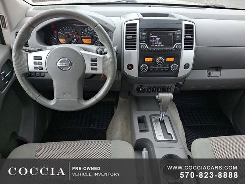 Used 2015 Nissan Frontier SV w/ SV Value Truck Package image 11