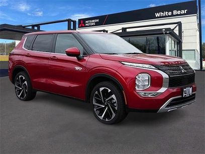 Used 2025 Mitsubishi Outlander SE