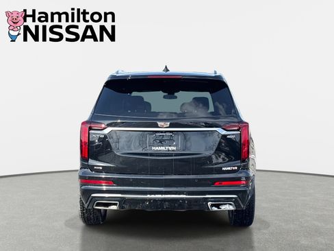 Used 2024 Cadillac XT6 Premium Luxury image 3