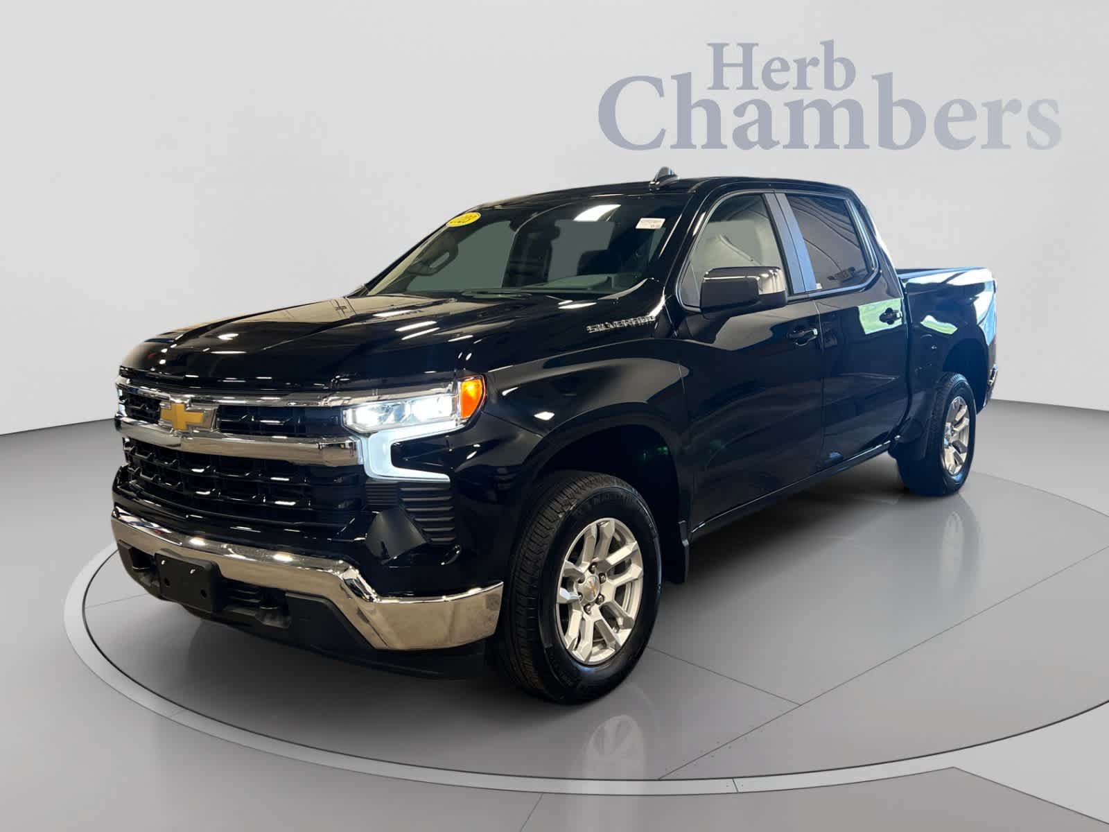 Certified 2023 Chevrolet Silverado 1500 LT AWD/4WD image 4