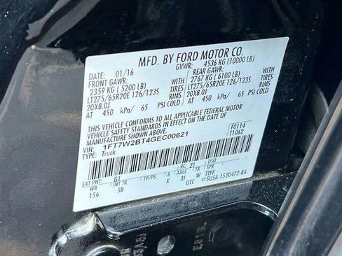 Used 2016 Ford F250 Lariat w/ Lariat Ultimate Package image 38