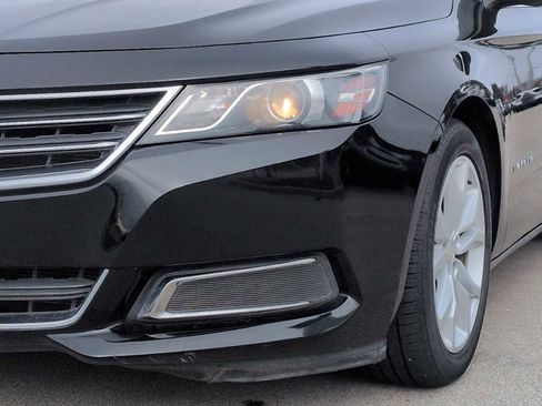 Used 2016 Chevrolet Impala LT w/ Convenience Package image 11