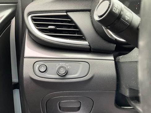 Used 2018 Buick Encore Preferred AWD/4WD image 25