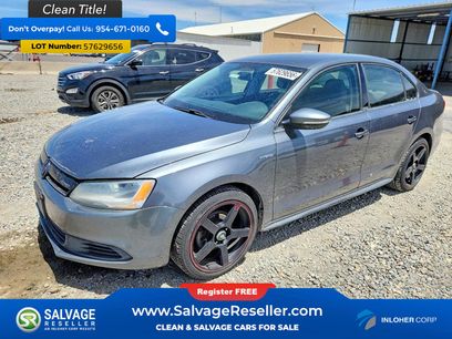 Used 2013 Volkswagen Jetta Hybrid Sedan