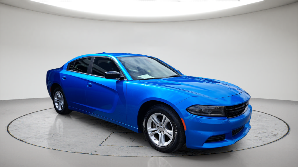 Used 2023 Dodge Charger SXT w/ Cold Weather Package RWD image 3