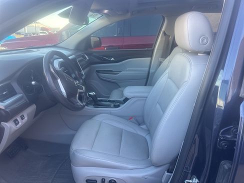 Used 2019 GMC Acadia SLT image 9