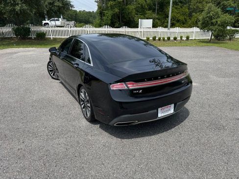 Used 2019 Lincoln MKZ Reserve AWD/4WD image 4