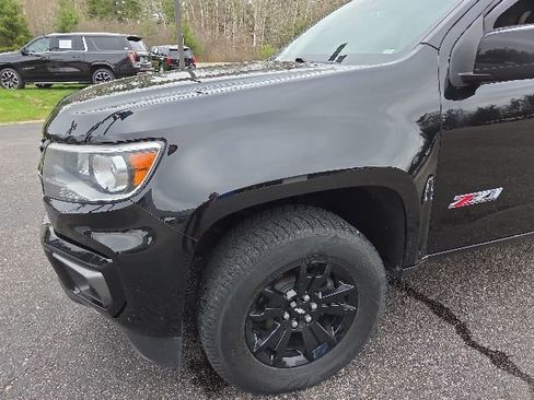 Used 2021 Chevrolet Colorado Z71 w/ Z71 Midnight Edition AWD/4WD image 35