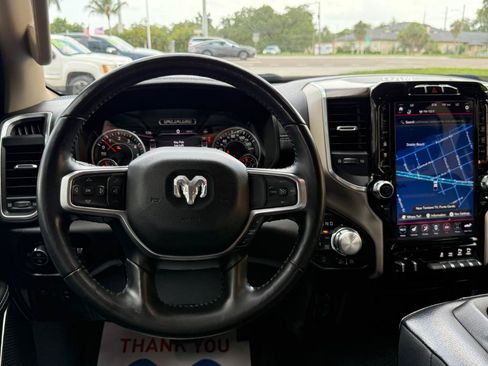 Used 2020 RAM 1500 Laramie AWD/4WD image 13