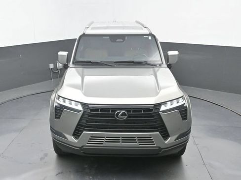 Used 2024 Lexus GX 550 w/ Cold Area Package AWD/4WD image 14