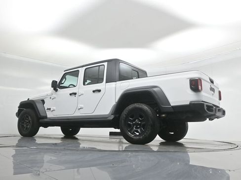 Used 2020 Jeep Gladiator Sport image 48