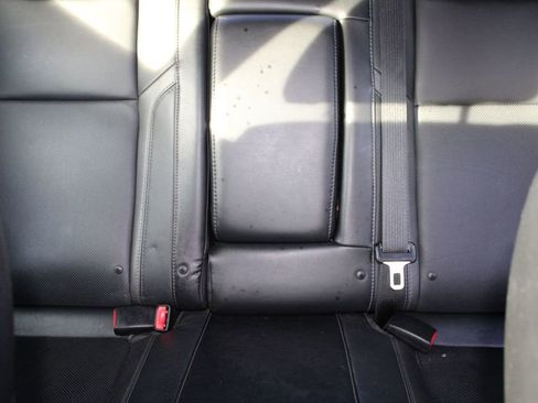 Used 2015 Dodge Challenger SXT Plus image 23