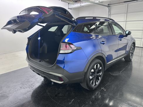 Used 2023 Kia Sportage X-Line w/ X-Line Premium Package AWD/4WD image 32