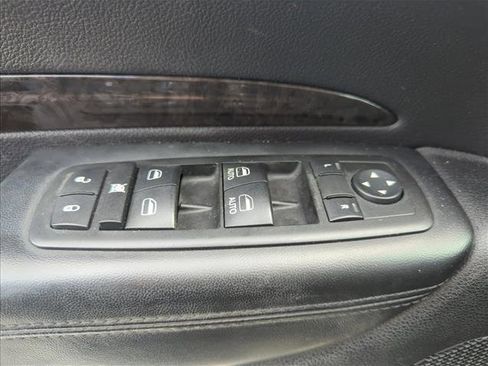 Used 2011 Dodge Durango Crew image 25