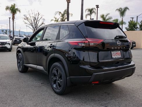 New 2026 Nissan Rogue SV FWD image 6