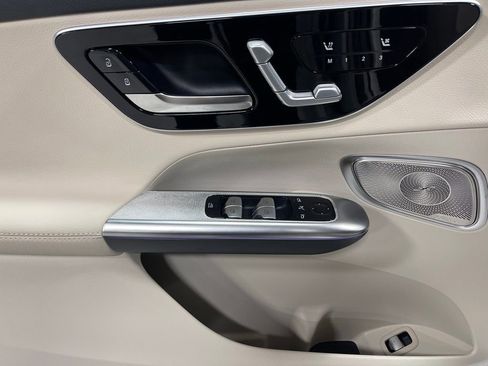 Used 2026 Mercedes-Benz GLC 300 4MATIC image 18