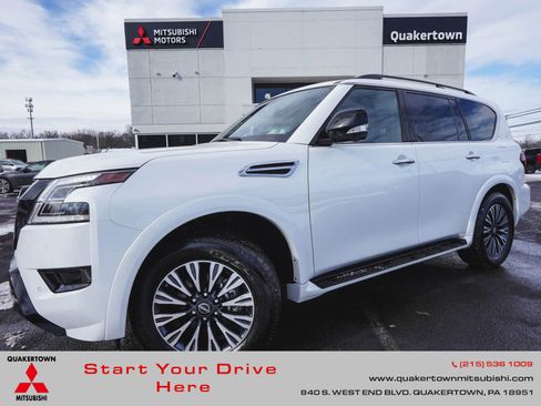 Used 2023 Nissan Armada SL w/ Midnight Edition Package image 1