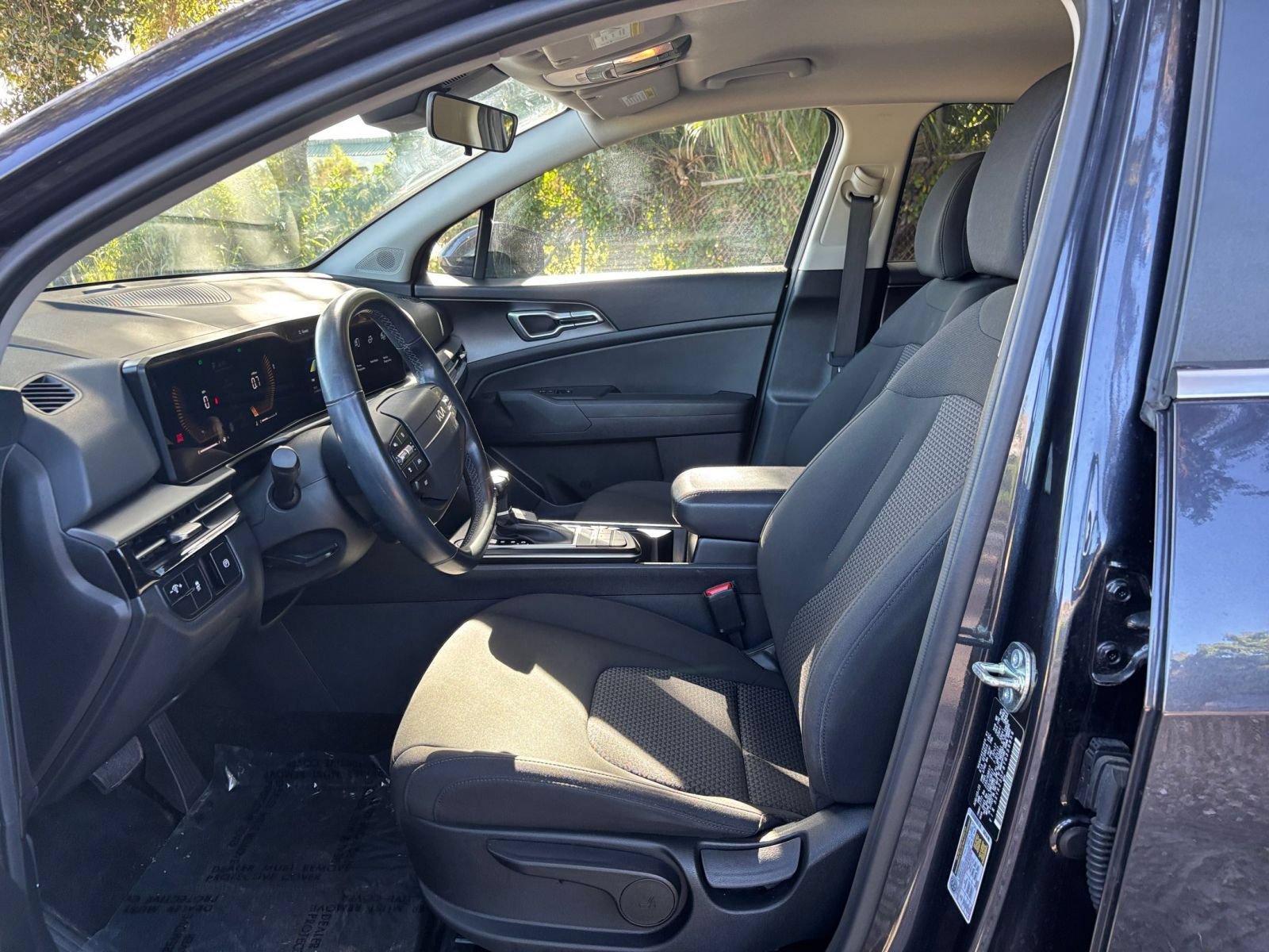Used 2026 Kia Sportage LX FWD image 28