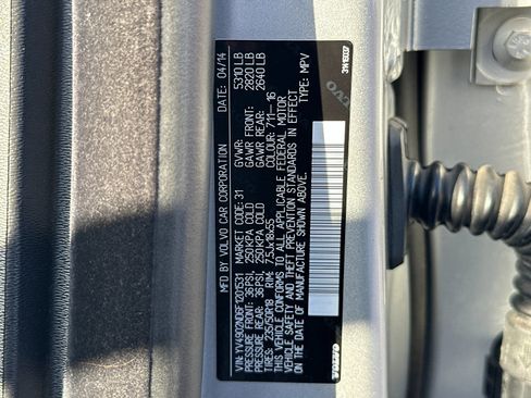 Used 2015 Volvo XC70 T6 Platinum w/ Protection Package image 35