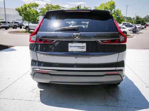 Used 2024 Honda CR-V EX image 9