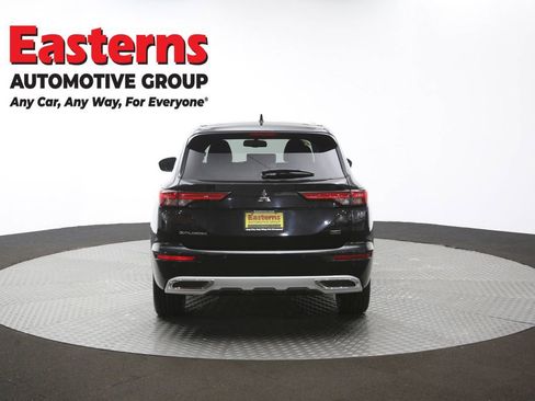 Used 2022 Mitsubishi Outlander SEL AWD/4WD image 40