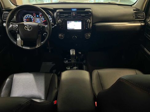 Used 2019 Toyota 4Runner TRD Off-Road Premium image 10