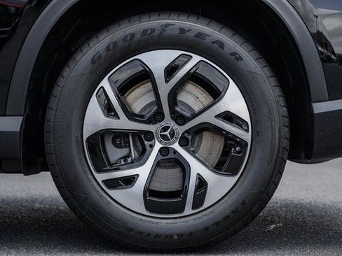 New 2025 Mercedes-Benz GLC 350e 4MATIC image 19