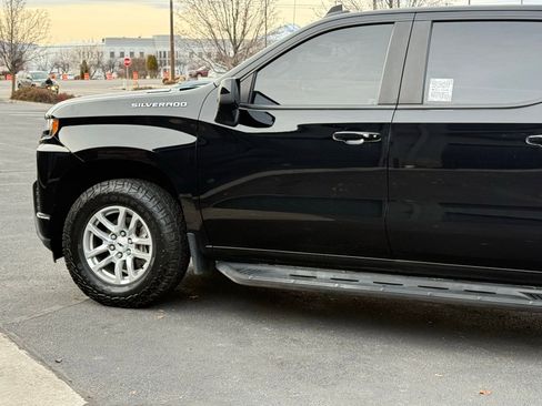 Used 2022 Chevrolet Silverado 1500 RST image 11