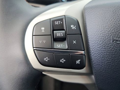 New 2026 Ford Explorer Active w/ Active Comfort Package image 10