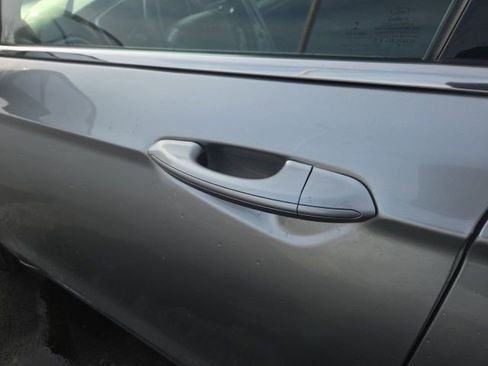 Used 2020 Ford Fusion SE FWD image 21