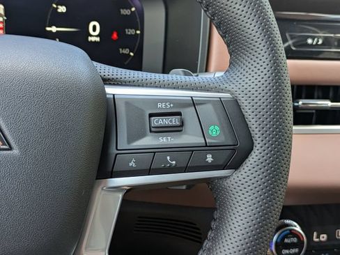 New 2026 Mitsubishi Outlander SEL FWD image 29